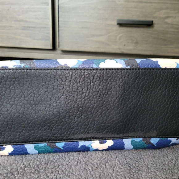 Nicole Miller Hobo - Picture 2 of 7